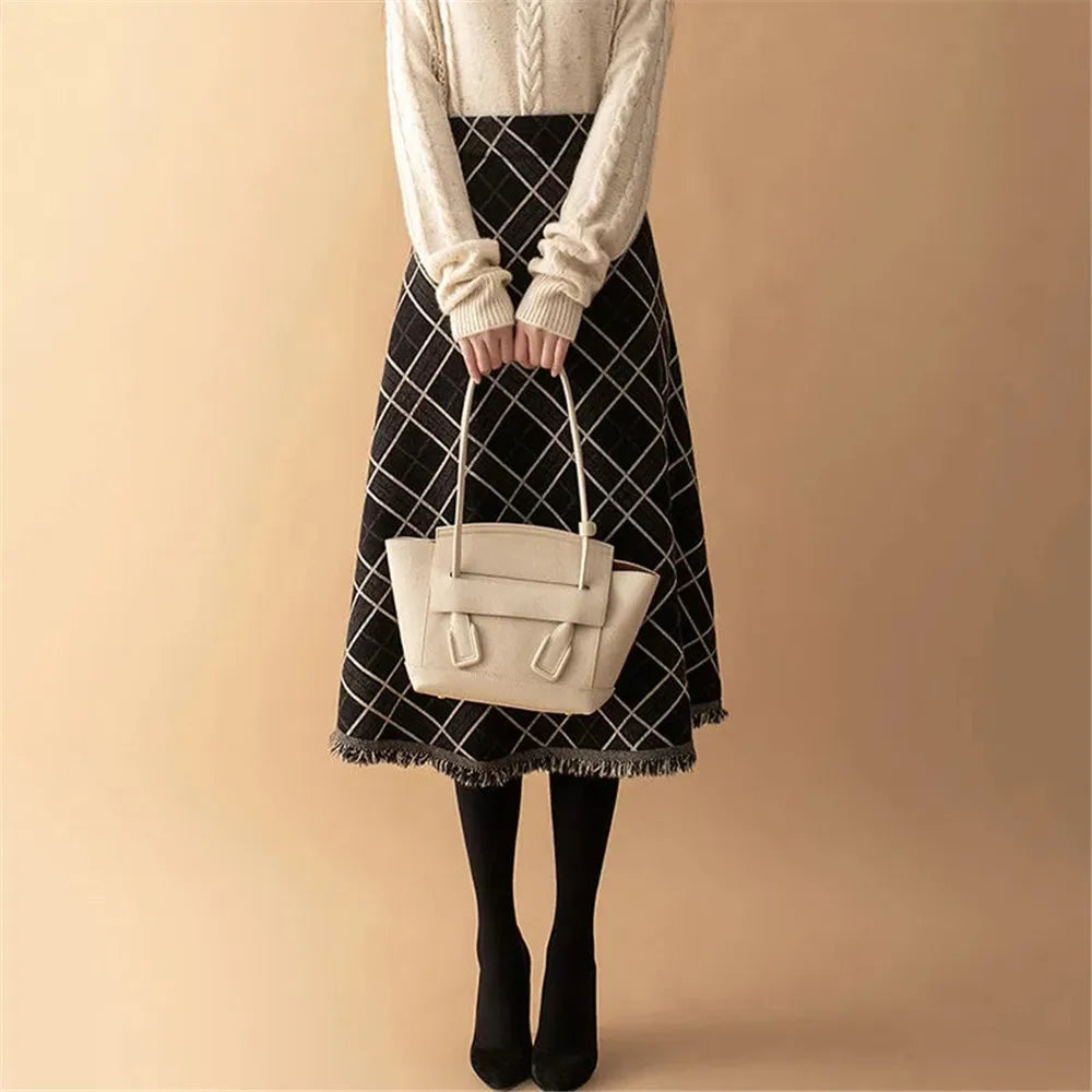 Winter Knitted Tassel A-Line Long Skirts Women Printing Plaid Skirt Female Autumn High Waist Warm Skirt Elegant Office Lady Saia