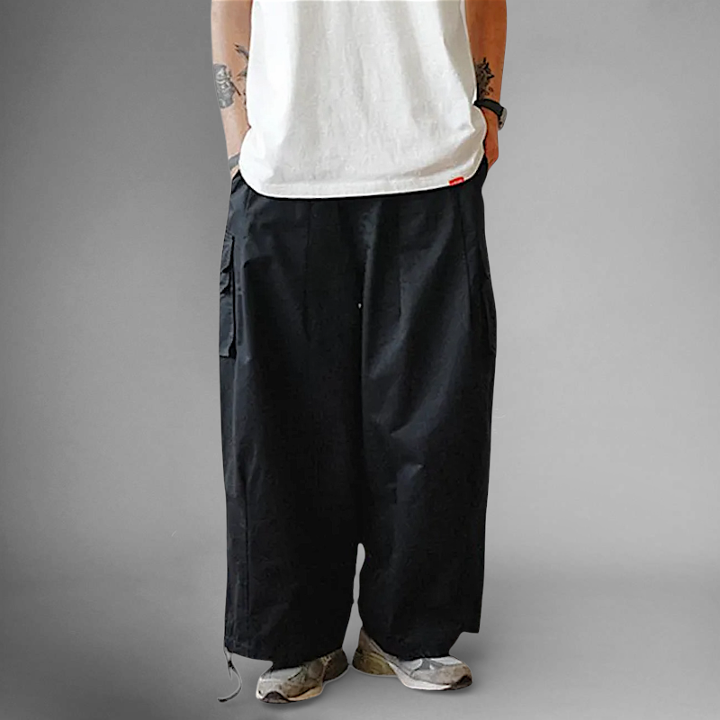 Baggy fit cargo pocket wide leg pant
