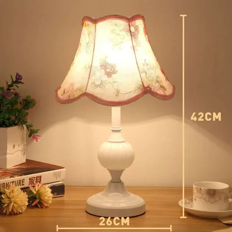 European Style Simple Glass Desk Lamp Retro Classic Bedroom Bedside Lamps Wrought Iron Iron Fabric System Table Light Luxury