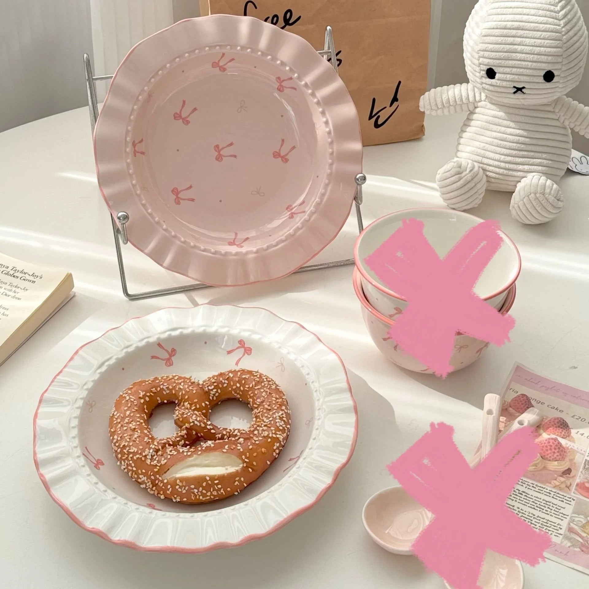 Aesthetic Bow Design Ceramic Tableware Set - Ruffled Edge Bowls & Plates with Underglaze Color Dessert Set Cute Dinnerware