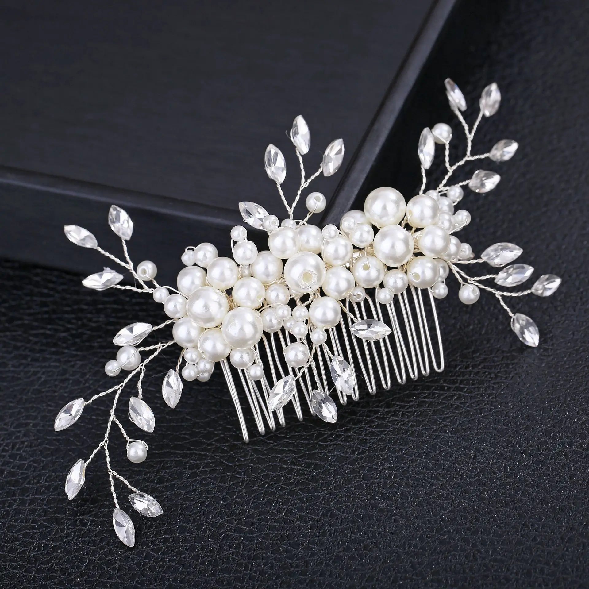 Korean Fashion Pearl Hair Combs Handmade Hairpins and Clips for Women Girls Bride Wedding Hair Styling Jewelry Accessories