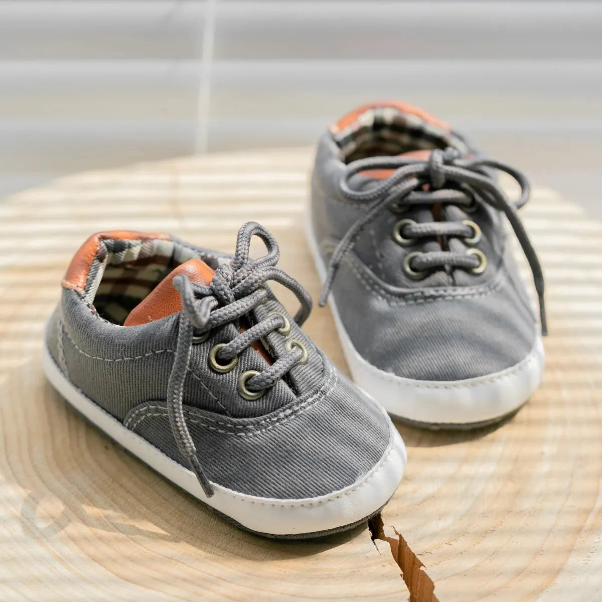 Meckior Baby Canvas Shoes Baby Boy Girl Sneakers Newborns Lace-up Anti-slip Sport First Walkers Infant Crib Shoes Moccasins