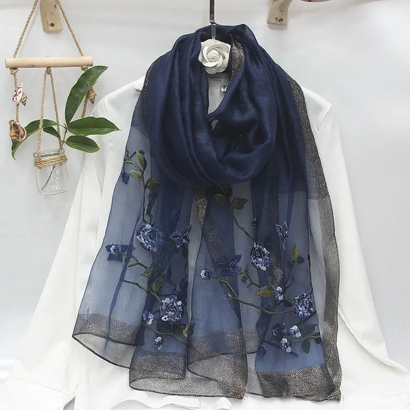 Fashion 2024 Beach Stoles Women Scarf Silk Wool Embroidery Floral Female Thin Foulard Bufanda Hijab Wraps Pashmina Shawl Scarves