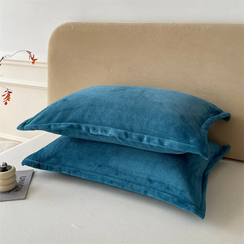 Solid Color Pillows Cover Velvet Pillowslip funda almohada 48x74cm Pillowcase Rectangle Cushion Cover 2pcs Warm Pillow Cases