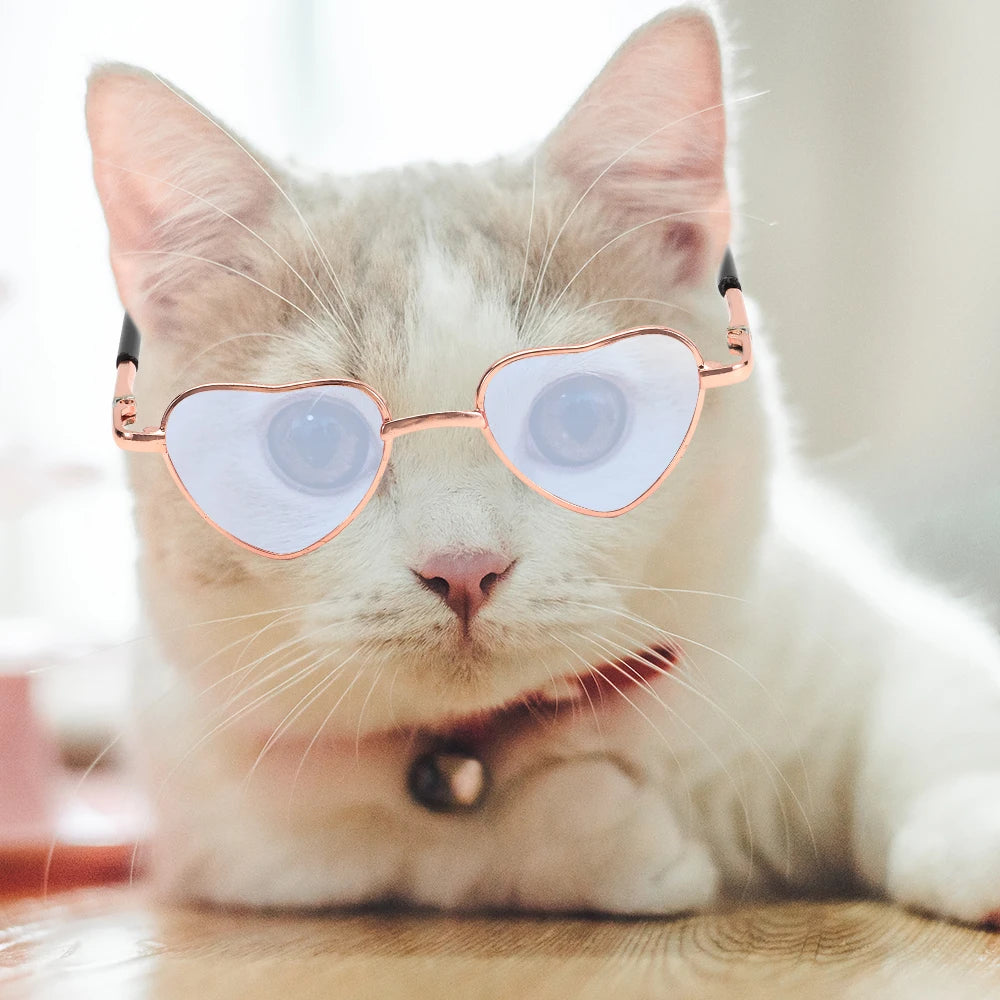 1PC Heart Metal SunglassesPet Cat Fashion Pet Sunglasses Cat Eye-wear Little Dog Cat Photos Props Cute Cool Dress Up Glasses