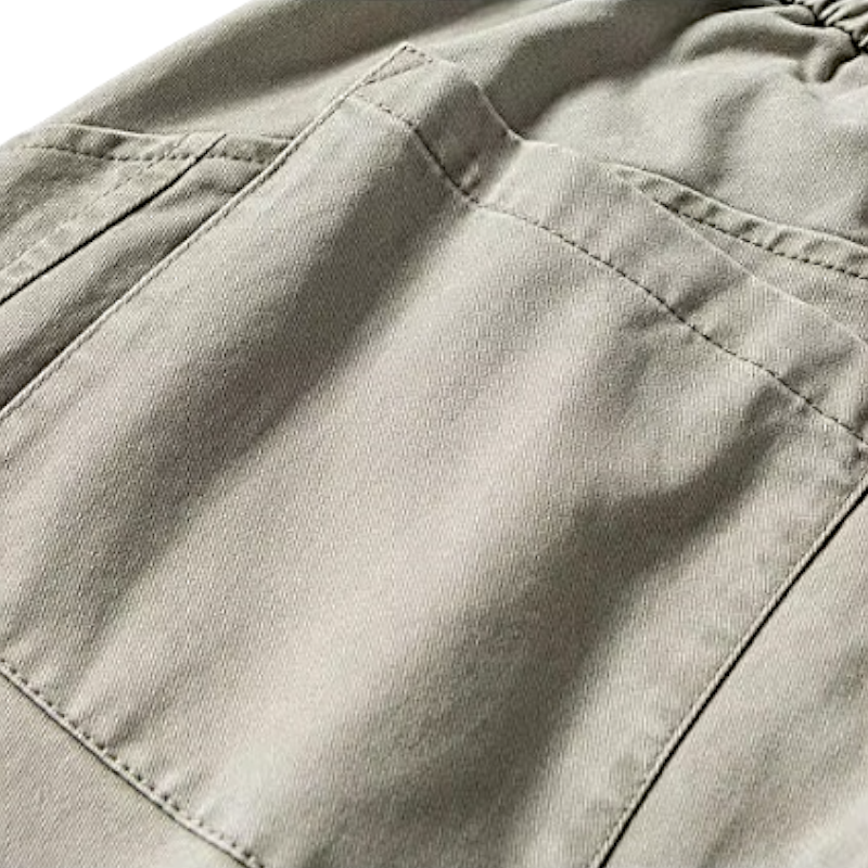 Cotton twill pants with curve seams