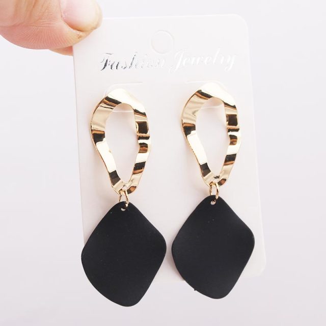 2019 Retro Vintage Statement Earrings White Geometric Long Dangle Earrings for Women Wedding Party Christmas Gift Wholesale