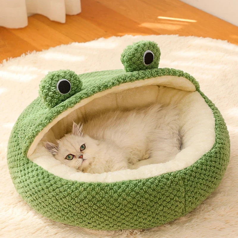 Plush Warm Green Cat Dog Beds Nesting Basket Frog Shape Cartoon Cat Kennel Beds Pet Accessories