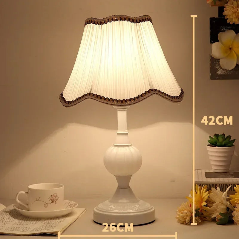 European Style Simple Glass Desk Lamp Retro Classic Bedroom Bedside Lamps Wrought Iron Iron Fabric System Table Light Luxury