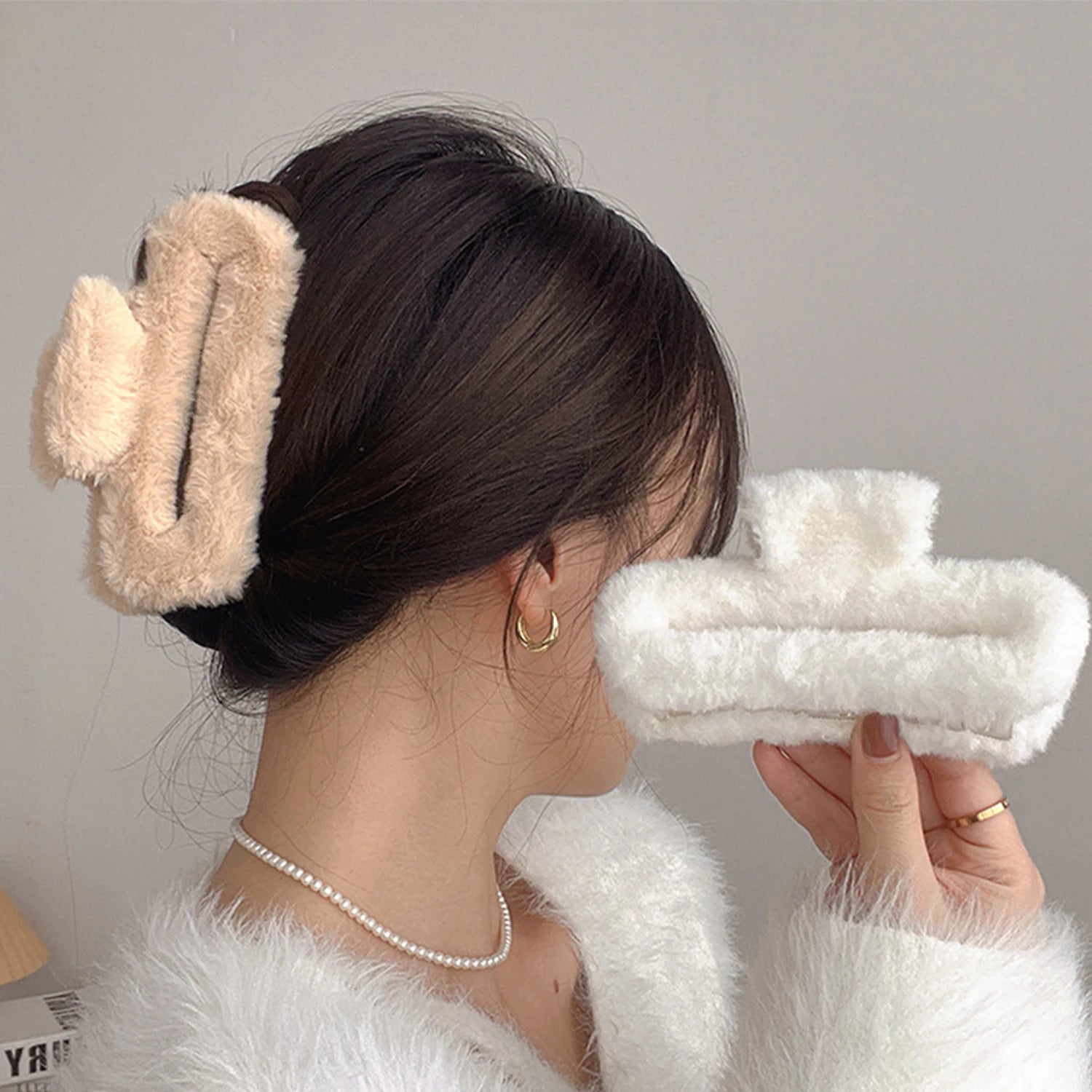 New Square Candy Color Faux Fur Hair Claw Clips Large Hollowed Rectangle Plush Shark Clip Grab Girls Women Hair Accessories 11cm