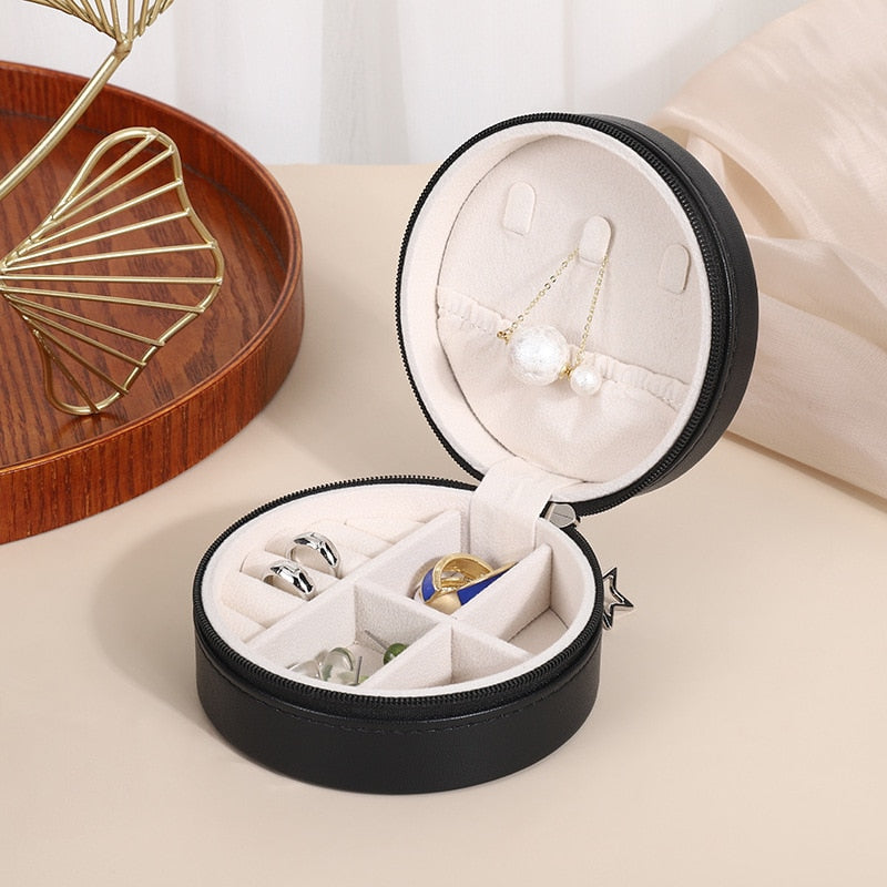 Portable Jewelry Storage Box Travel Organizer Jewelry Case Leather Storage Earrings Necklace Ring Jewelry Organizer Display