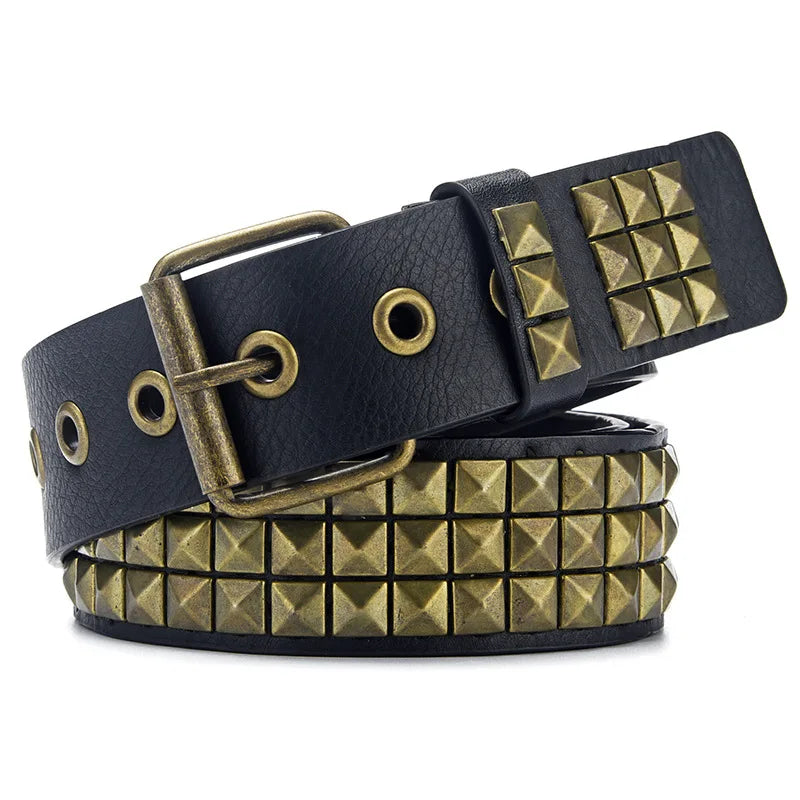 2023 Mens and Womens Leather Belts Vintage Punk Pyramid Rivet Belts Ladies Luxury Street Designs Black Belts Jeans For Women