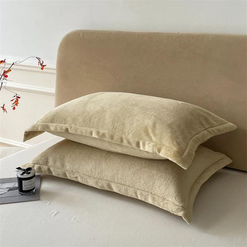 Solid Color Pillows Cover Velvet Pillowslip funda almohada 48x74cm Pillowcase Rectangle Cushion Cover 2pcs Warm Pillow Cases