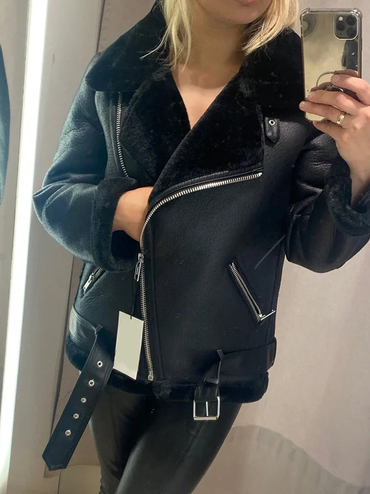 Winter Coats Women Thickness Faux Leather Fur Sheepskin Female Fur Leather Jacket Aviator Outwear