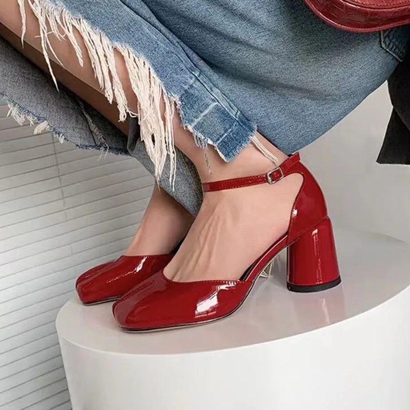 Red Patent Leather Slipt Toe Shoes Luxury Brand Designer Tabi Shoes Elegant High Heels Female Fashion Party Dress Women Pumps