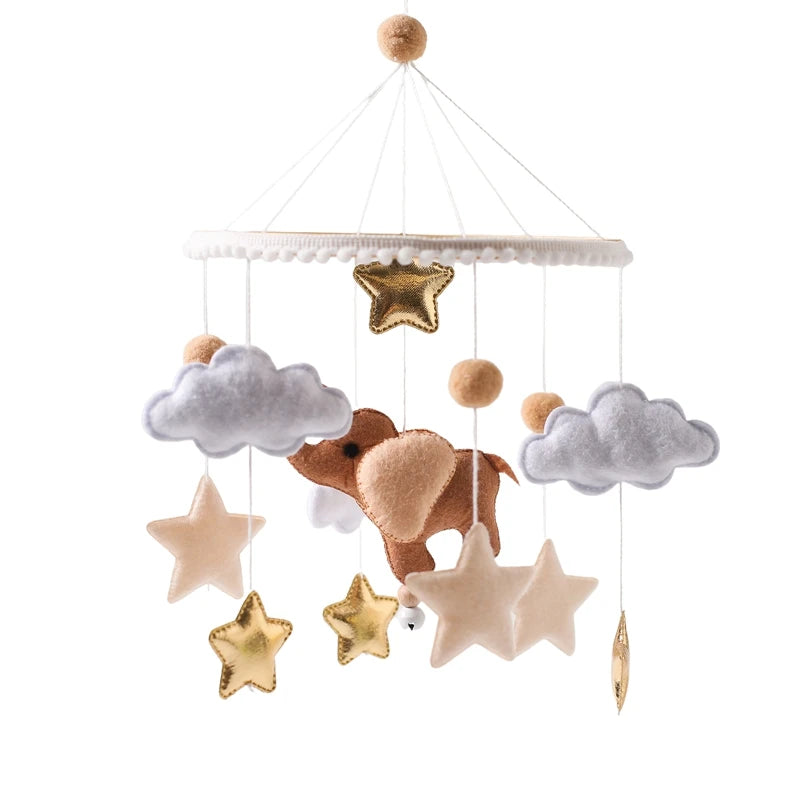 Crib Mobile Bed Bell Wooden Baby Rattles Soft Felt Cartoon Animal Bed Bell Newborn Music Box Hanging Toy Crib Bracket Baby Gifts