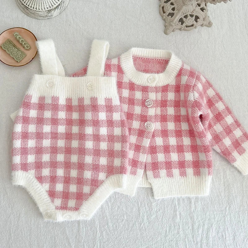 Autumn Spring Newborn Baby Girls Knitting Clothing Set Plaid Long Sleeve  Cardigan Coat+Sleeveless Rompers Children Clothes Suit