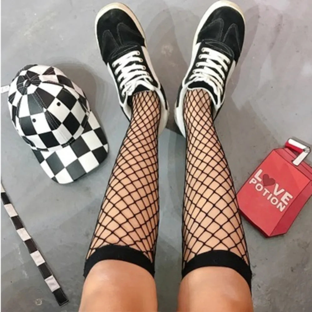 Summer Women Sexy Grid Socks Short Fishnet Socks Hollow Lattice Geometry Black Breathable Net Socks Female 1pair=2pcs tt099