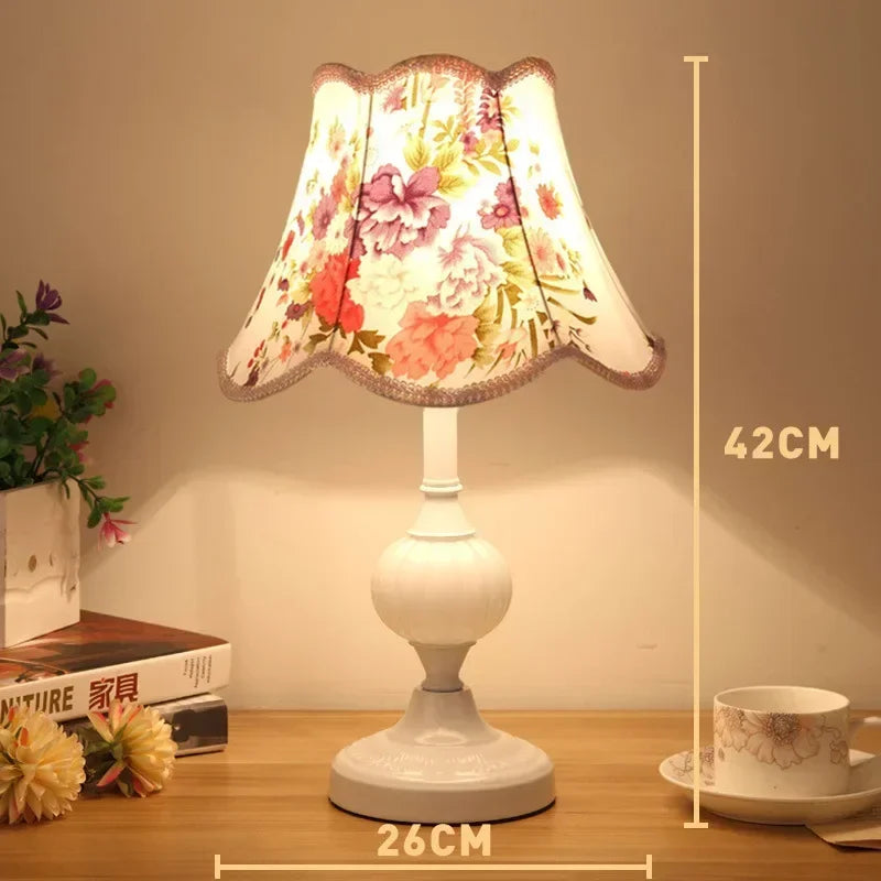 European Style Simple Glass Desk Lamp Retro Classic Bedroom Bedside Lamps Wrought Iron Iron Fabric System Table Light Luxury