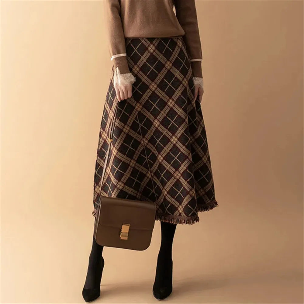 Winter Knitted Tassel A-Line Long Skirts Women Printing Plaid Skirt Female Autumn High Waist Warm Skirt Elegant Office Lady Saia