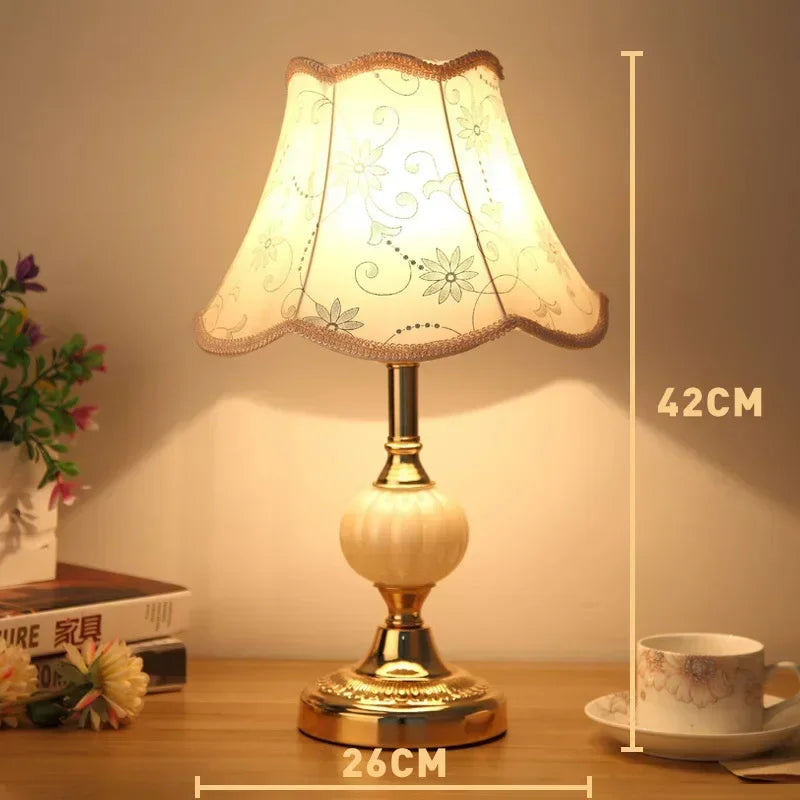 European Style Simple Glass Desk Lamp Retro Classic Bedroom Bedside Lamps Wrought Iron Iron Fabric System Table Light Luxury