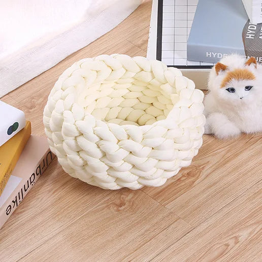 New Hand Woven Cat Nest Soft Shaggy Mat Indoor Dog Cat Bed Round Cat Cushion Warm Cat Sleep Basket Cat Kennel For Small Dog Cat