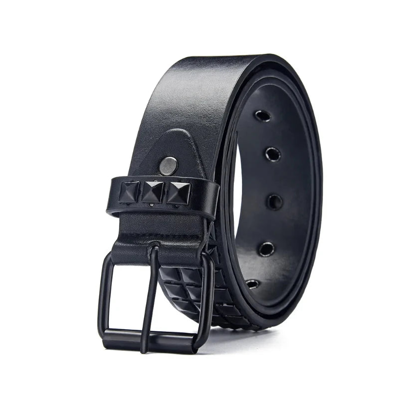 2023 Mens and Womens Leather Belts Vintage Punk Pyramid Rivet Belts Ladies Luxury Street Designs Black Belts Jeans For Women