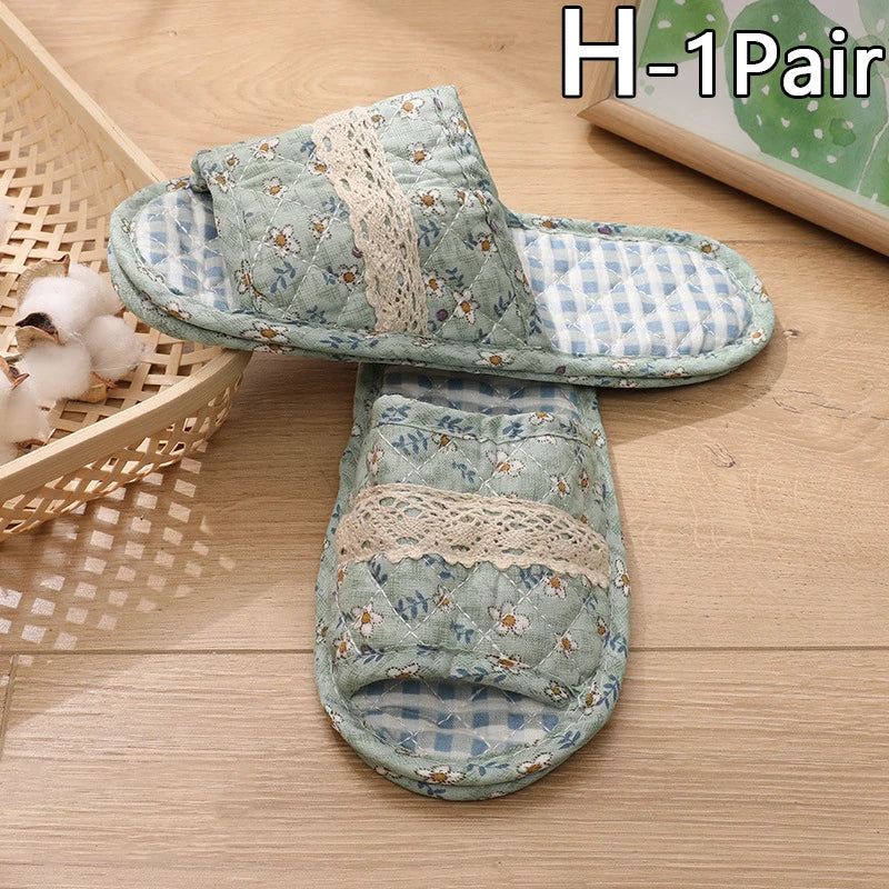 Women Indoor Cotton Slippers Japanese Floral Bedroom Carpet Slippers Soft Toe Sole Slippers Non-Slip Home Bedroom Slippers