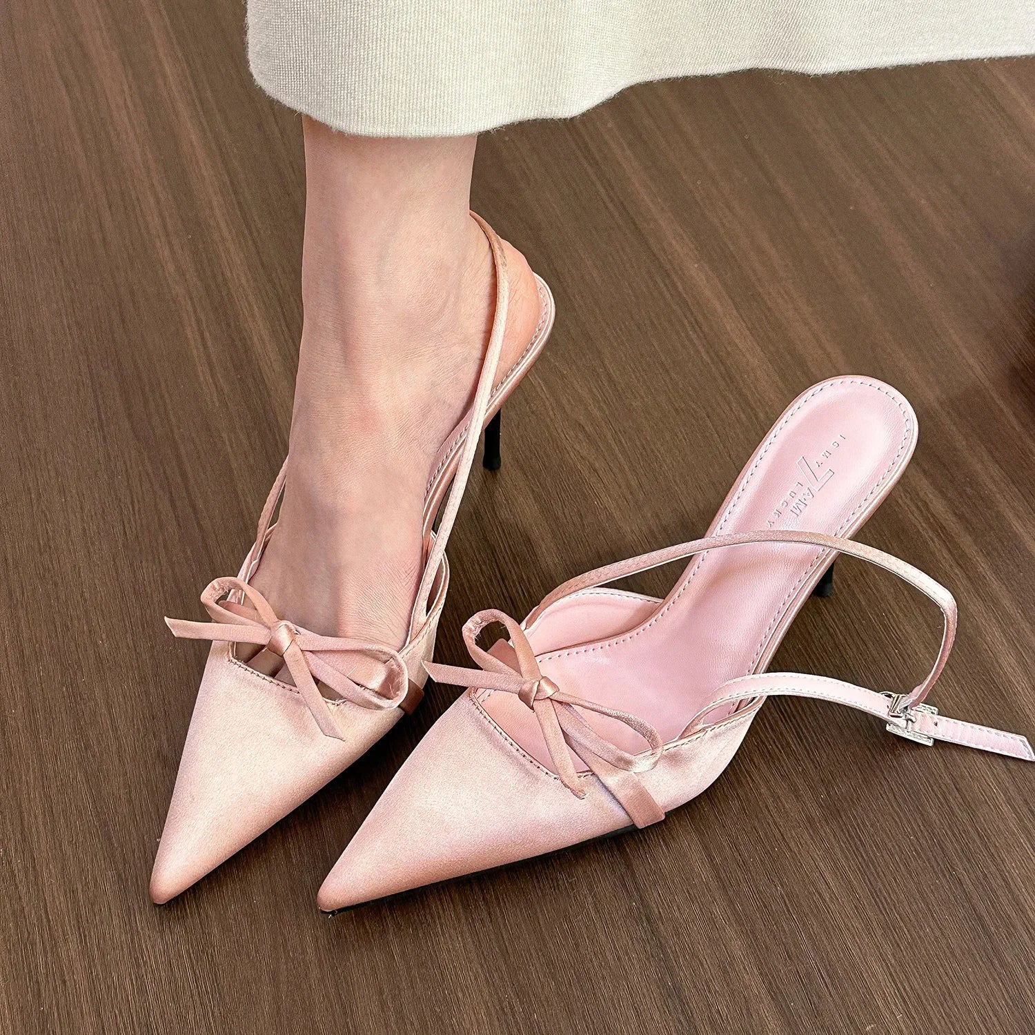 2024 Design Summer New Sexy Pointed Bow Sandals Women Heeled High Heels Wedding Party Women's Shoes Pink Heels