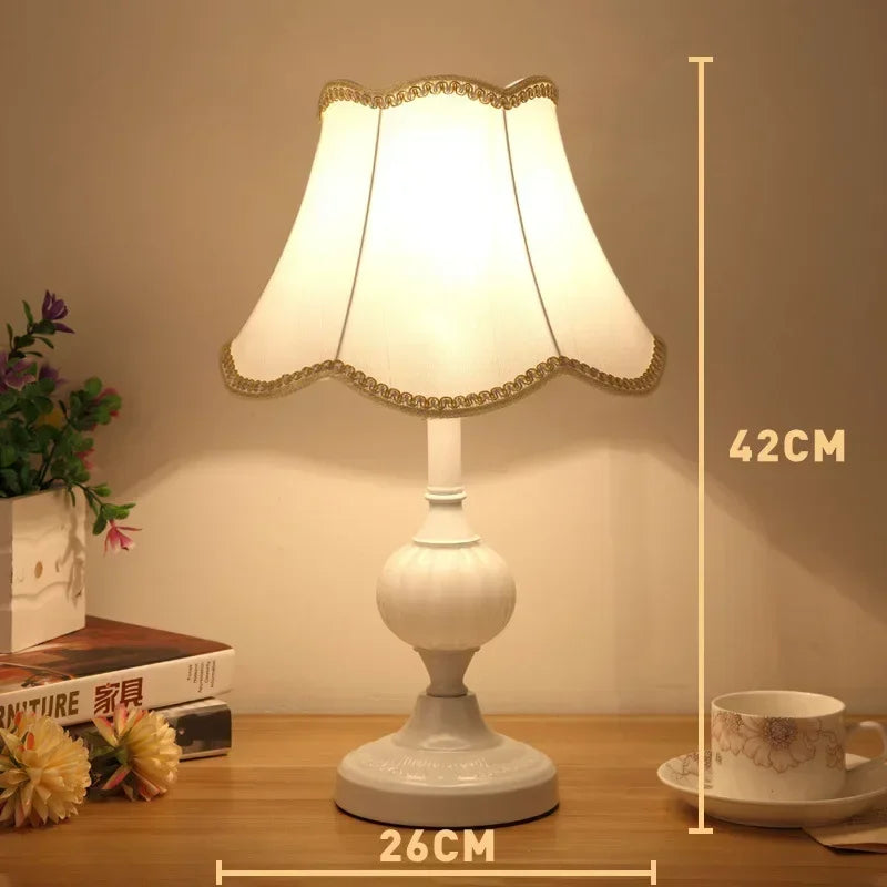 European Style Simple Glass Desk Lamp Retro Classic Bedroom Bedside Lamps Wrought Iron Iron Fabric System Table Light Luxury