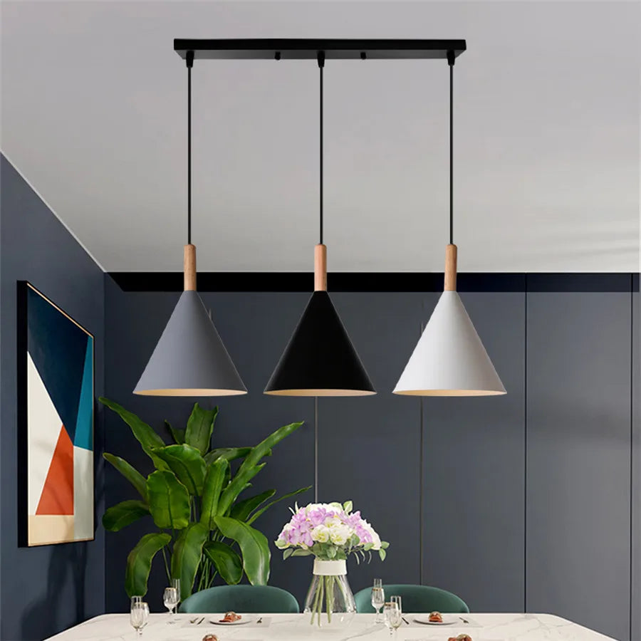 Modern Pendant Lights 3 Heads Wood Aluminum Hanging Lamp Chandelier Black for Loft Dinning Living Room Kitchen Lighting Fixture