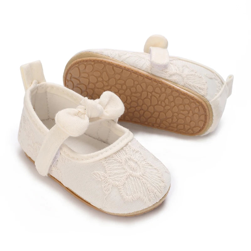 VALEN SINA Lace Baby Girl Princess shoes Baby Moccasins Moccs Shoes Bow Fringe Rubber Soled Non-slip Footwear