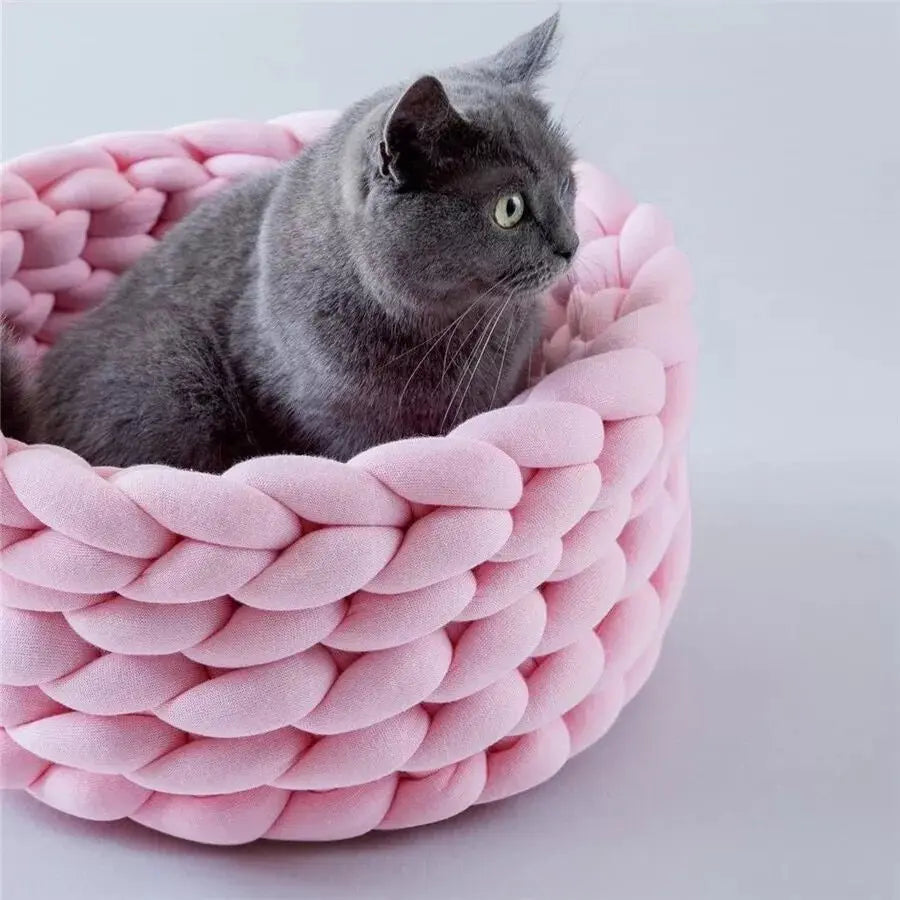 New Hand Woven Cat Nest Soft Shaggy Mat Indoor Dog Cat Bed Round Cat Cushion Warm Cat Sleep Basket Cat Kennel For Small Dog Cat