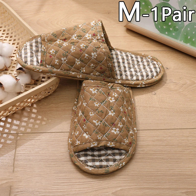 Women Indoor Cotton Slippers Japanese Floral Bedroom Carpet Slippers Soft Toe Sole Slippers Non-Slip Home Bedroom Slippers