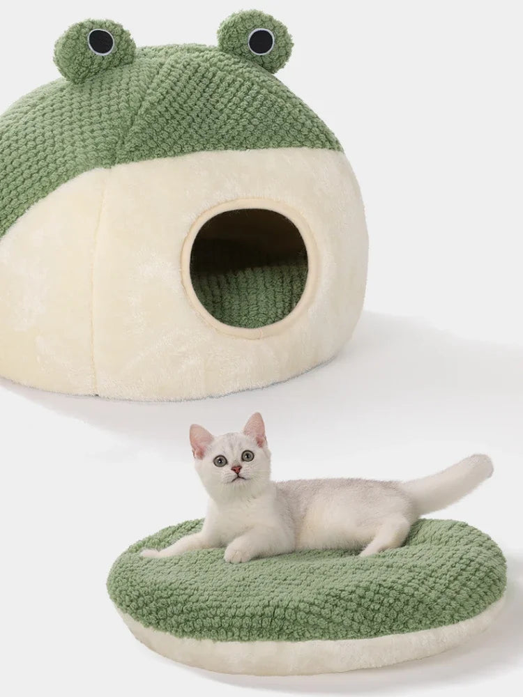 Plush Warm Green Cat Dog Beds Nesting Basket Frog Shape Cartoon Cat Kennel Beds Pet Accessories