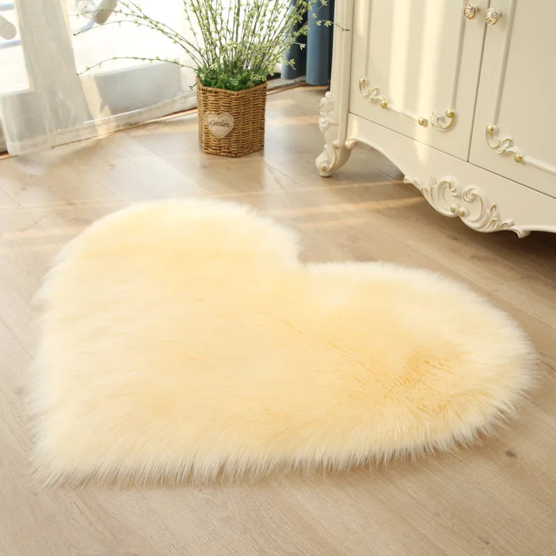 Carpet In The Living Room Large Rugs Plush Heart Shaped Non-Slip Bedrooom Modern Carpet Furry Floor Mat Children's Room Decor