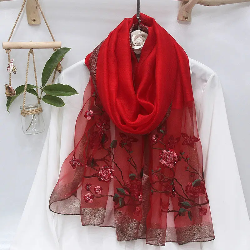 Fashion 2024 Beach Stoles Women Scarf Silk Wool Embroidery Floral Female Thin Foulard Bufanda Hijab Wraps Pashmina Shawl Scarves