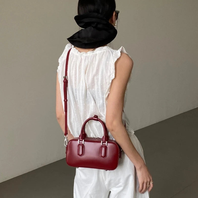 Burgundy Red Bowling Bag Hot 2024 New Simple Small Square Bag Single Shoulder Crossbody Bag Luxury Women's Handbag