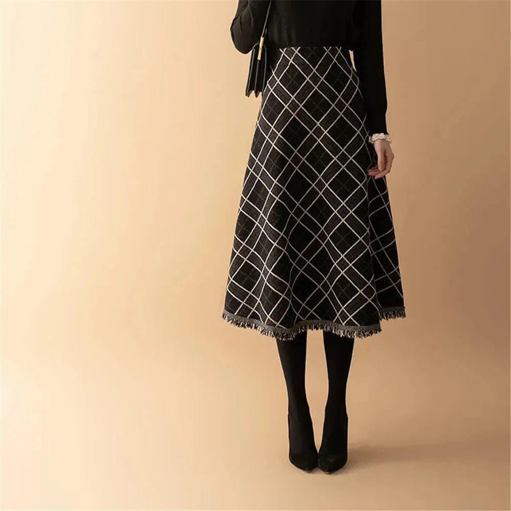 Winter Knitted Tassel A-Line Long Skirts Women Printing Plaid Skirt Female Autumn High Waist Warm Skirt Elegant Office Lady Saia