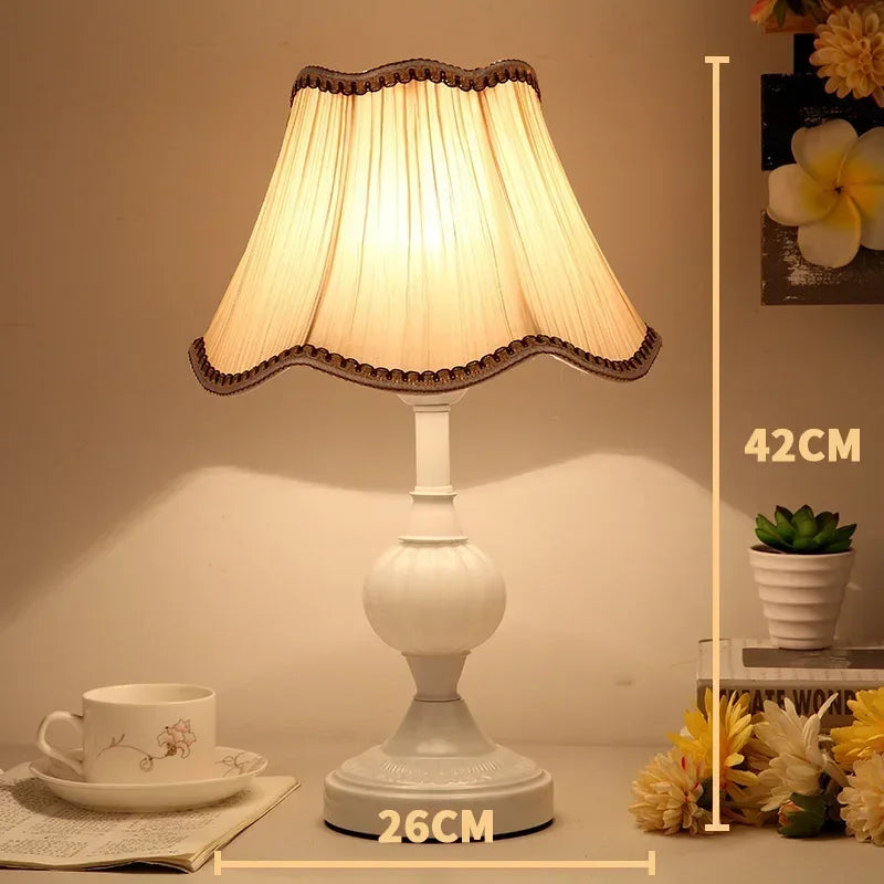 European Style Simple Glass Desk Lamp Retro Classic Bedroom Bedside Lamps Wrought Iron Iron Fabric System Table Light Luxury