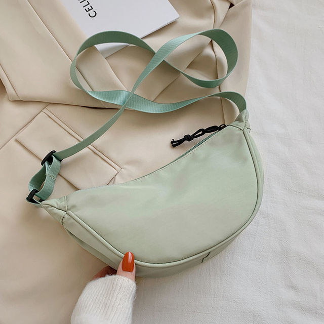 Solid Color Chest Bag For Women Large Capacity Travel Crossbody Female Half Moon Belt Bag Ladies Daily Street Fanny Packs 2022