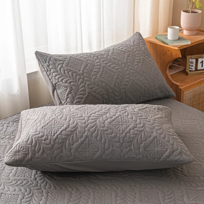 Bonenjoy 1 pc Waterproof Quilted Pillowcase Solid Color Pillow Cover Case 48x74cm Pillowsham