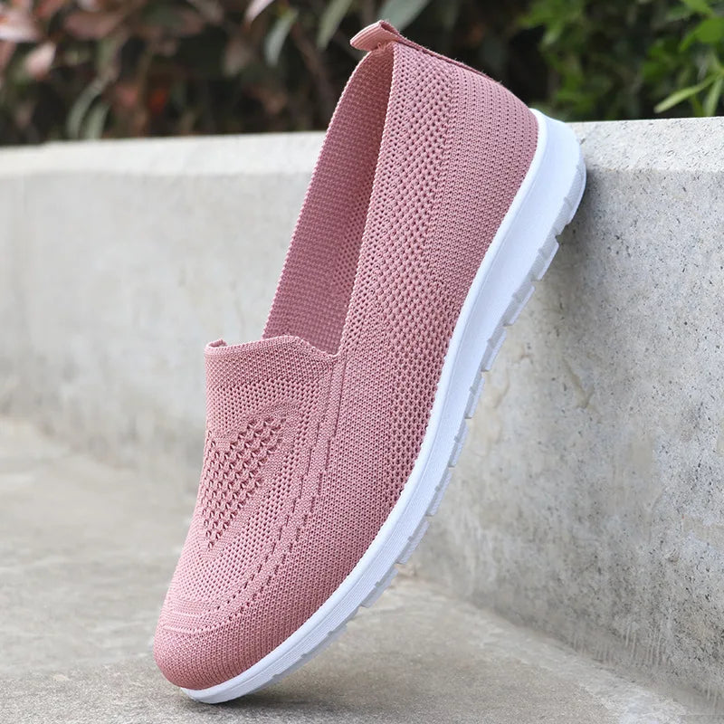 Old Cloth Shoes, Women's New Spring/Summer Casual Single Shoes, Soft Sole, Mid to Old Age Mom Flat Shoes, 2024