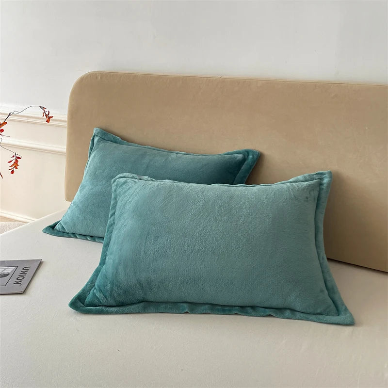 Solid Color Pillows Cover Velvet Pillowslip funda almohada 48x74cm Pillowcase Rectangle Cushion Cover 2pcs Warm Pillow Cases