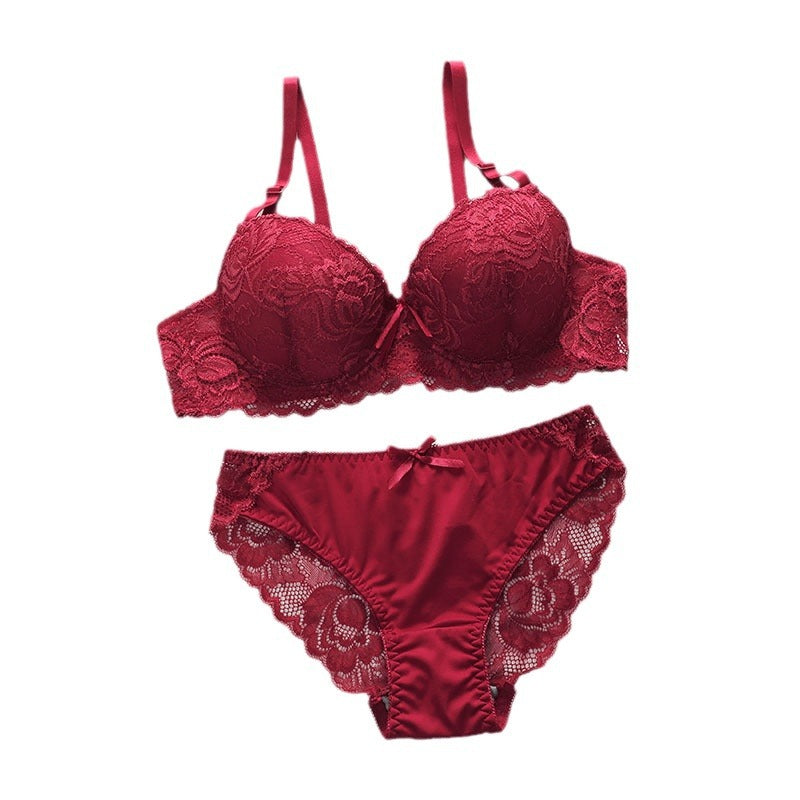 The new sexy lingerie set comfortably pulls together a lace panty bra with underwire adjustment