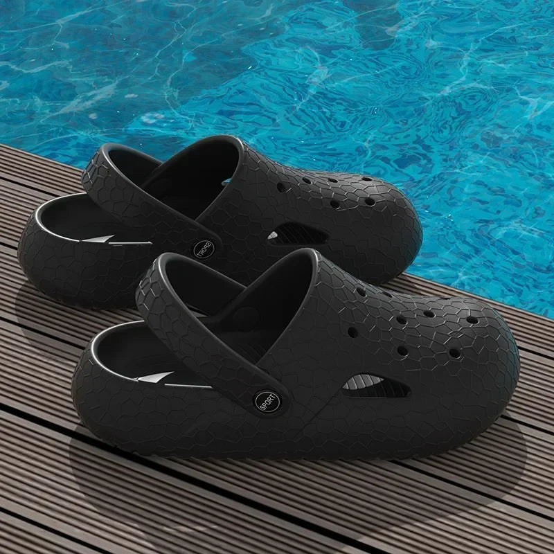 2024 Summer Clogs Slippers Indoor Casual Soft Soled Women's Sllides Shoes Outdoor Men Sport Beach Garden Nursing Sandals