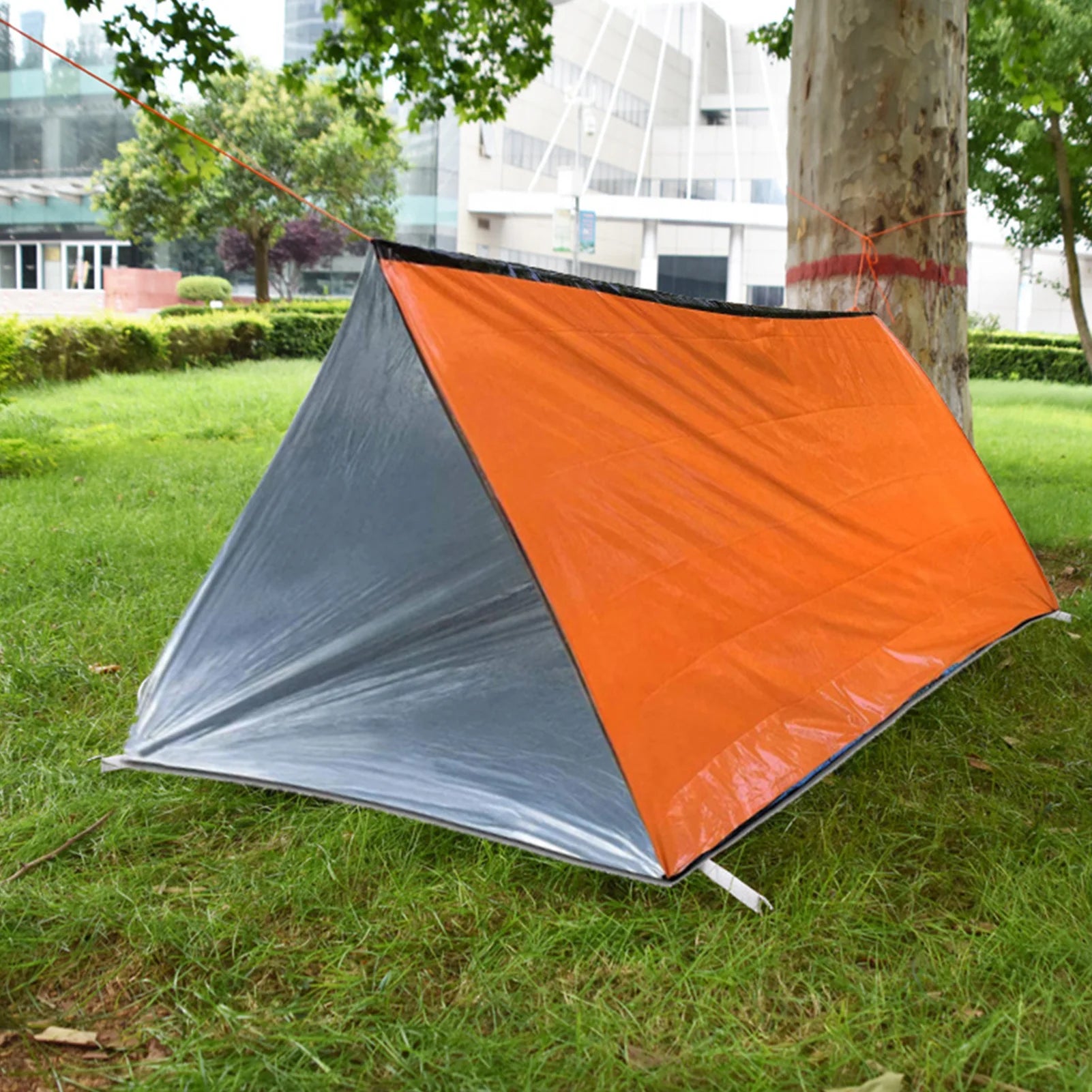 Emergency shelter tents with waterproof MATS