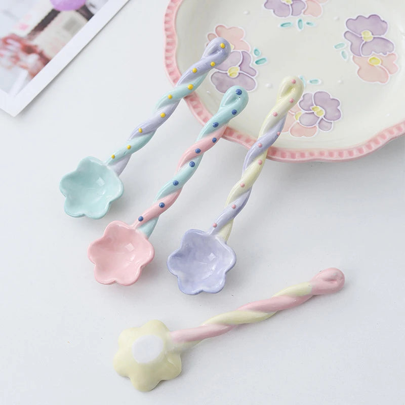 Spoon Cute Creative High Appearance Level Eating Long Handle Ceramic Coffee Stirring Spoon Star Dessert Spoon Kitchen Tools