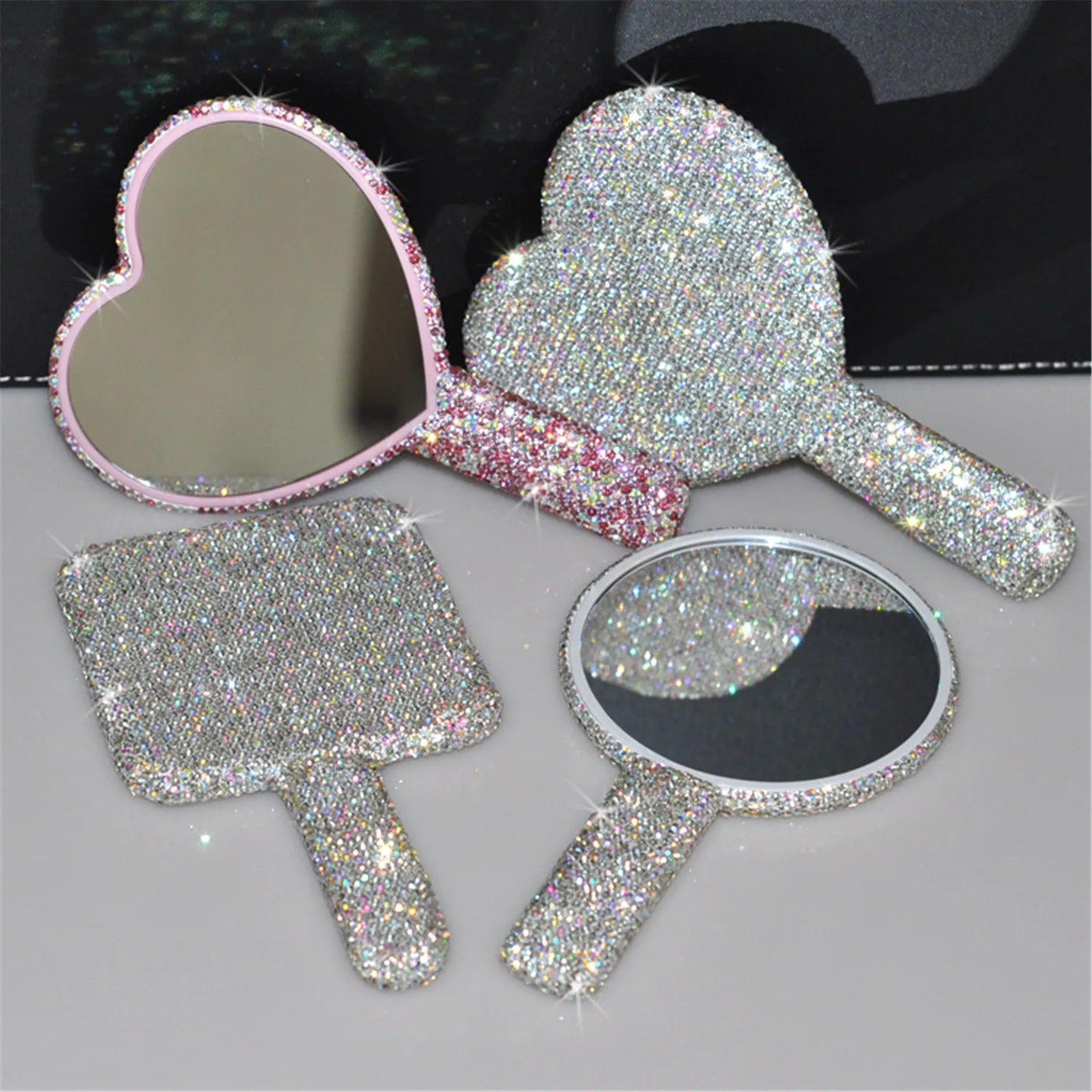 Luxury Diamond Hand Mirror Love Heart Mirror Female Handle Makeup Cosmetic Beauty Tools Handheld Vanity Make Up Mirror for Girls