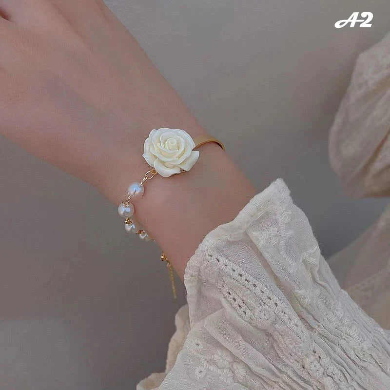 Imitation Pearl Bracelet For Women Light Luxury Flower Butterfly Adjustable Cuff Bracelet Wedding Jewelry